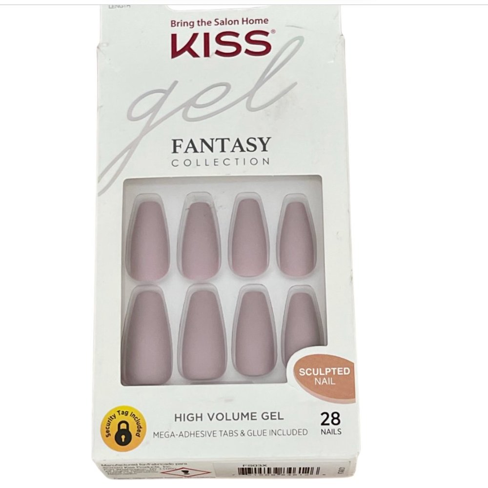 208.  Kiss Gel Fantasy Collection Nails 84612